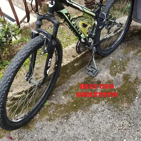 Vendégház Libeccio Parcheggio Privato 4*